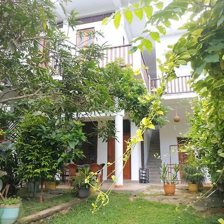 Appartamento Hiriketiya Hasmal House Dikwella Esterno foto