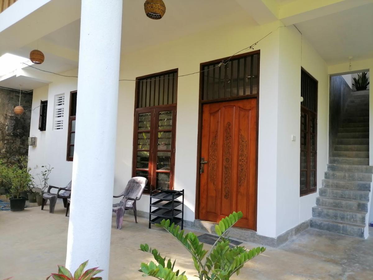 Appartamento Hiriketiya Hasmal House Dikwella Esterno foto