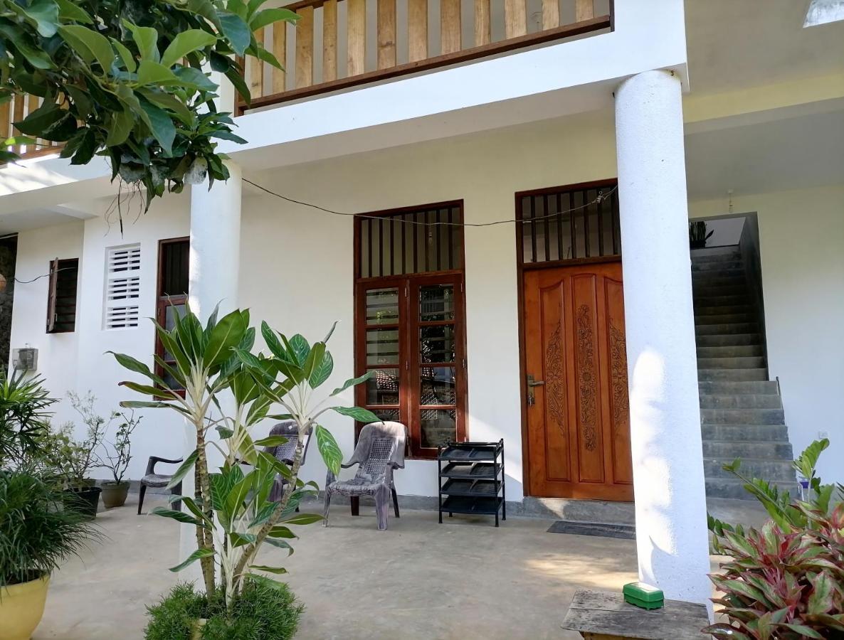 Appartamento Hiriketiya Hasmal House Dikwella Esterno foto