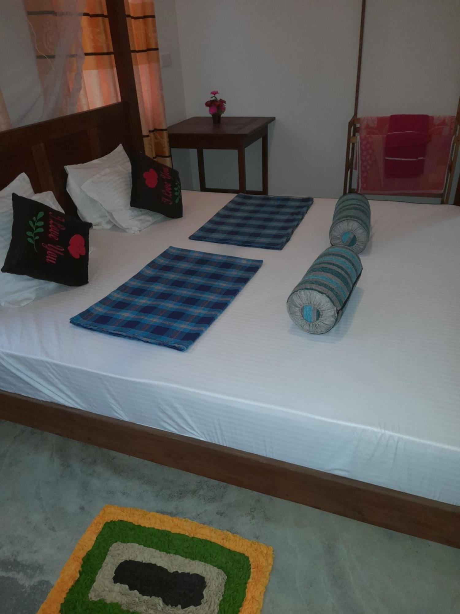 Appartamento Hiriketiya Hasmal House Dikwella Esterno foto
